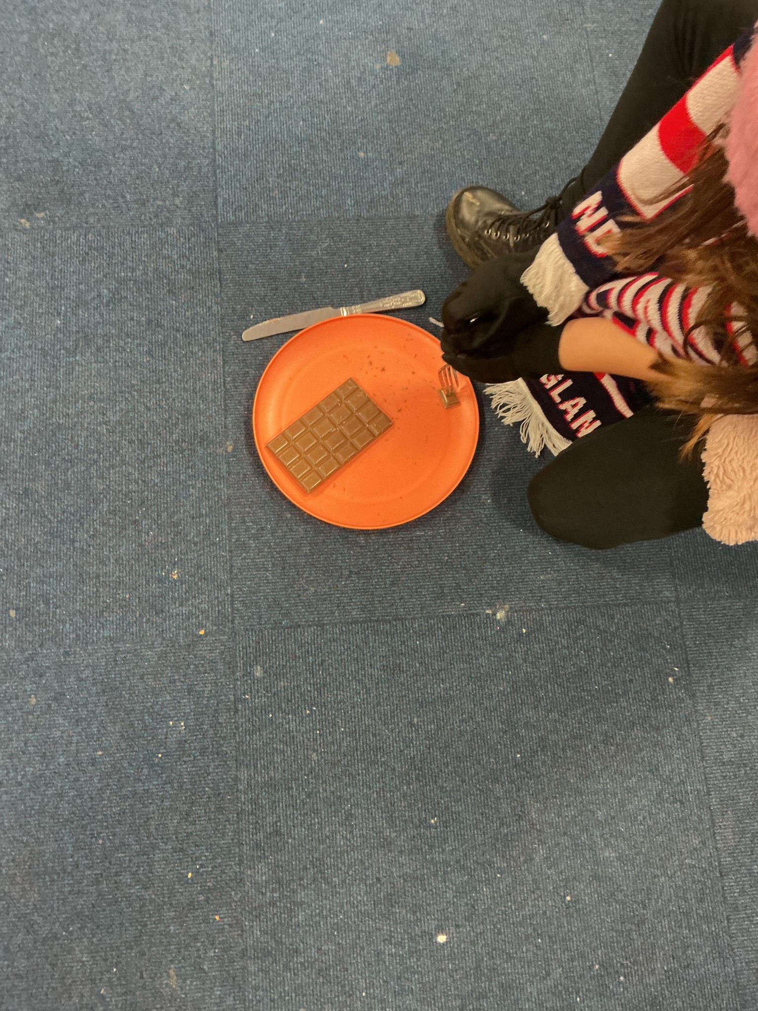 Which team will eat all the chocolate first?