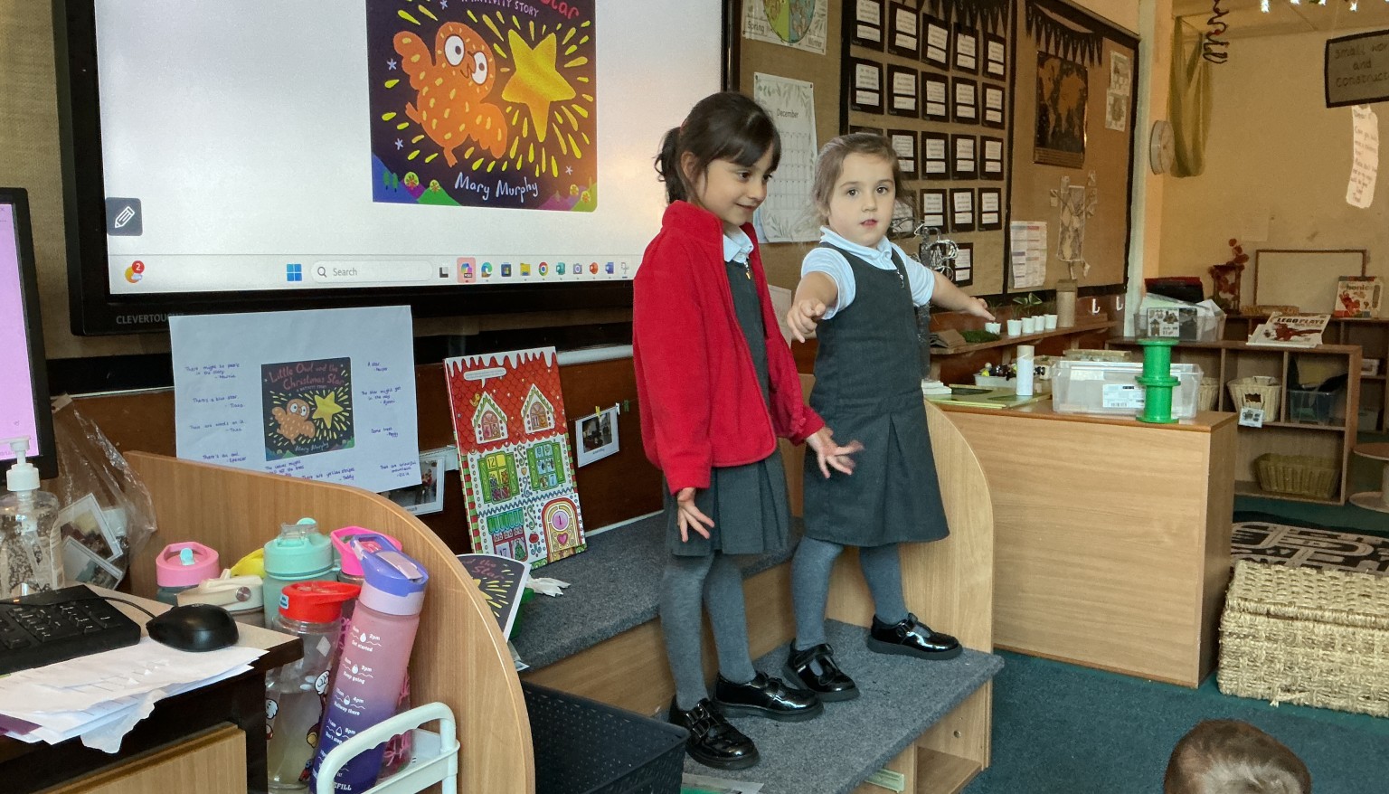 Little Owl and the Christmas Star role play