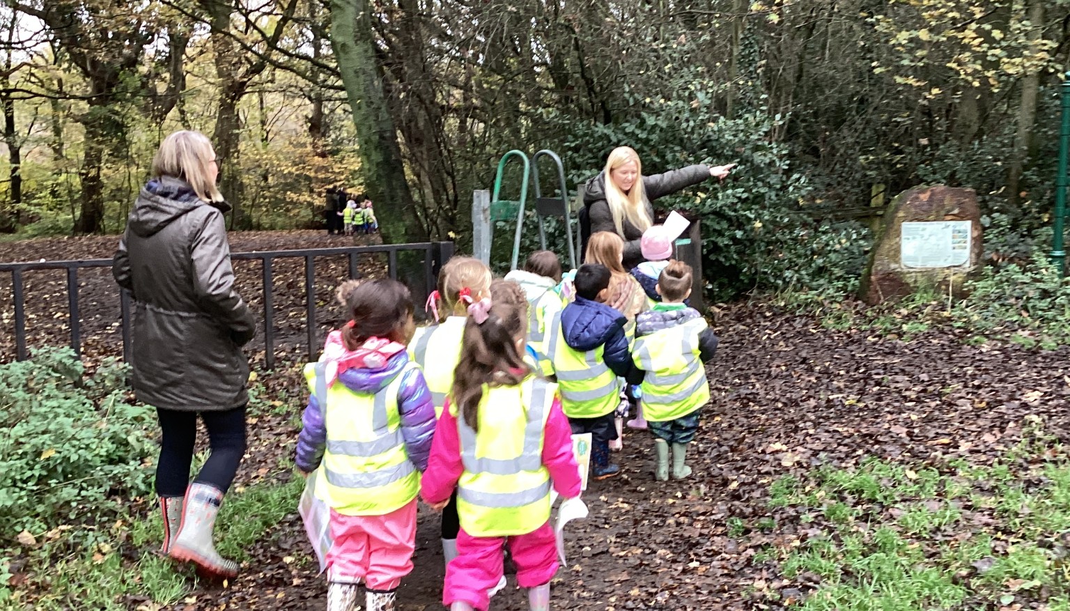 Reception local walk to Buck Woods (Autumn Term 2025)