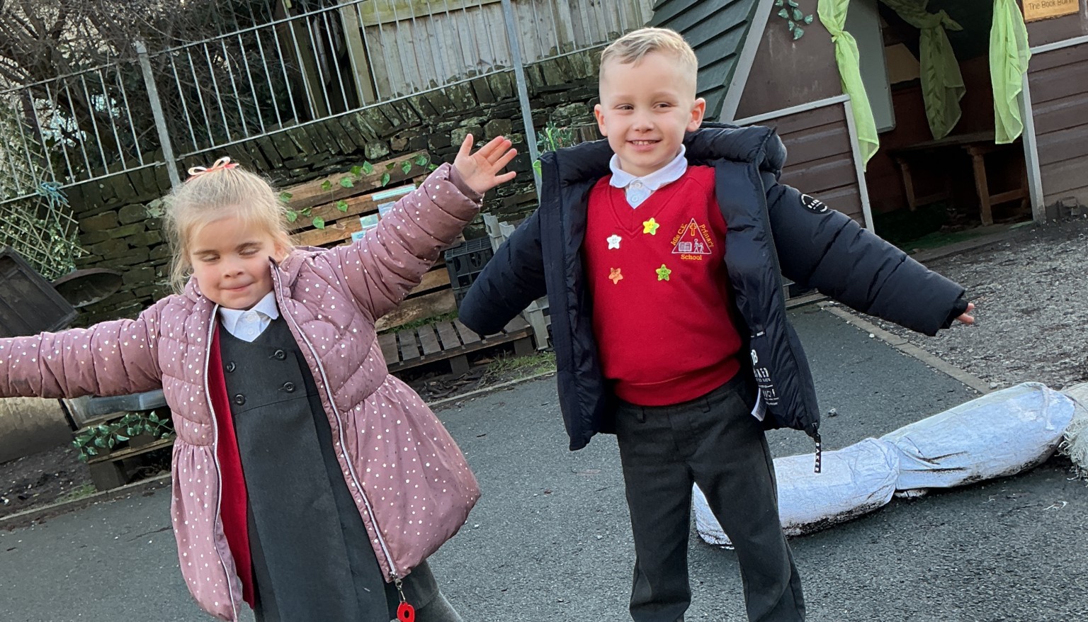 Little Owl and the Christmas Star role play