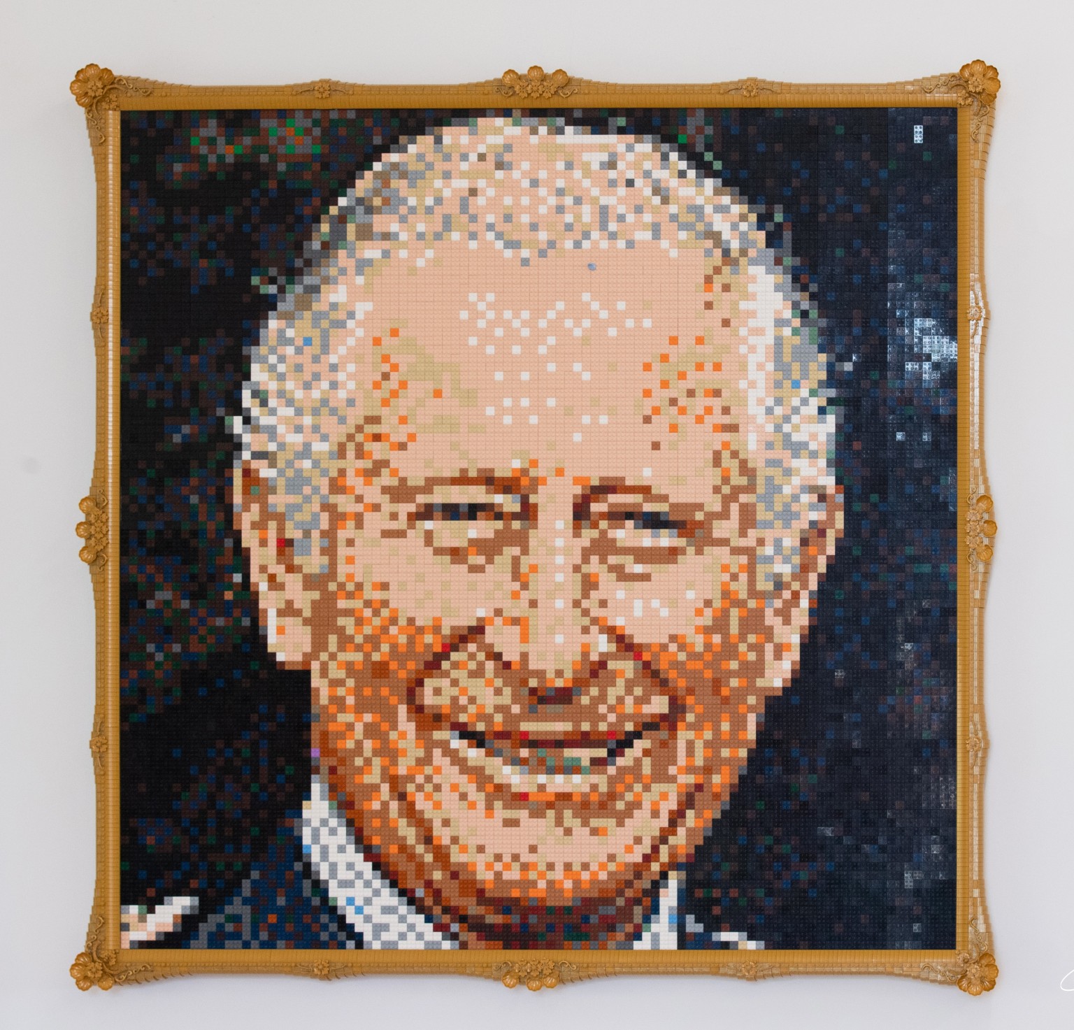 His Majesty's Lego portrait