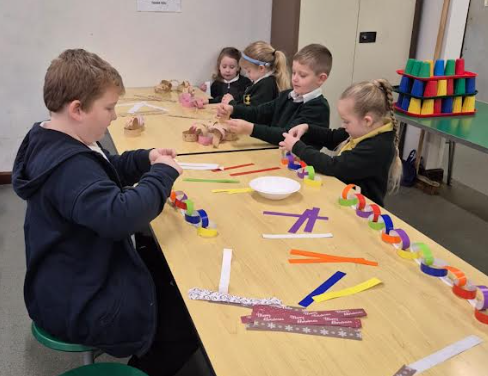 Paper chain making