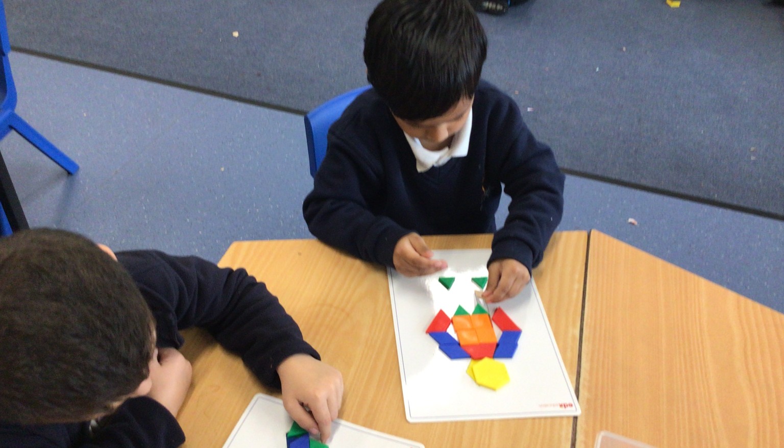 Using shapes to make a picture