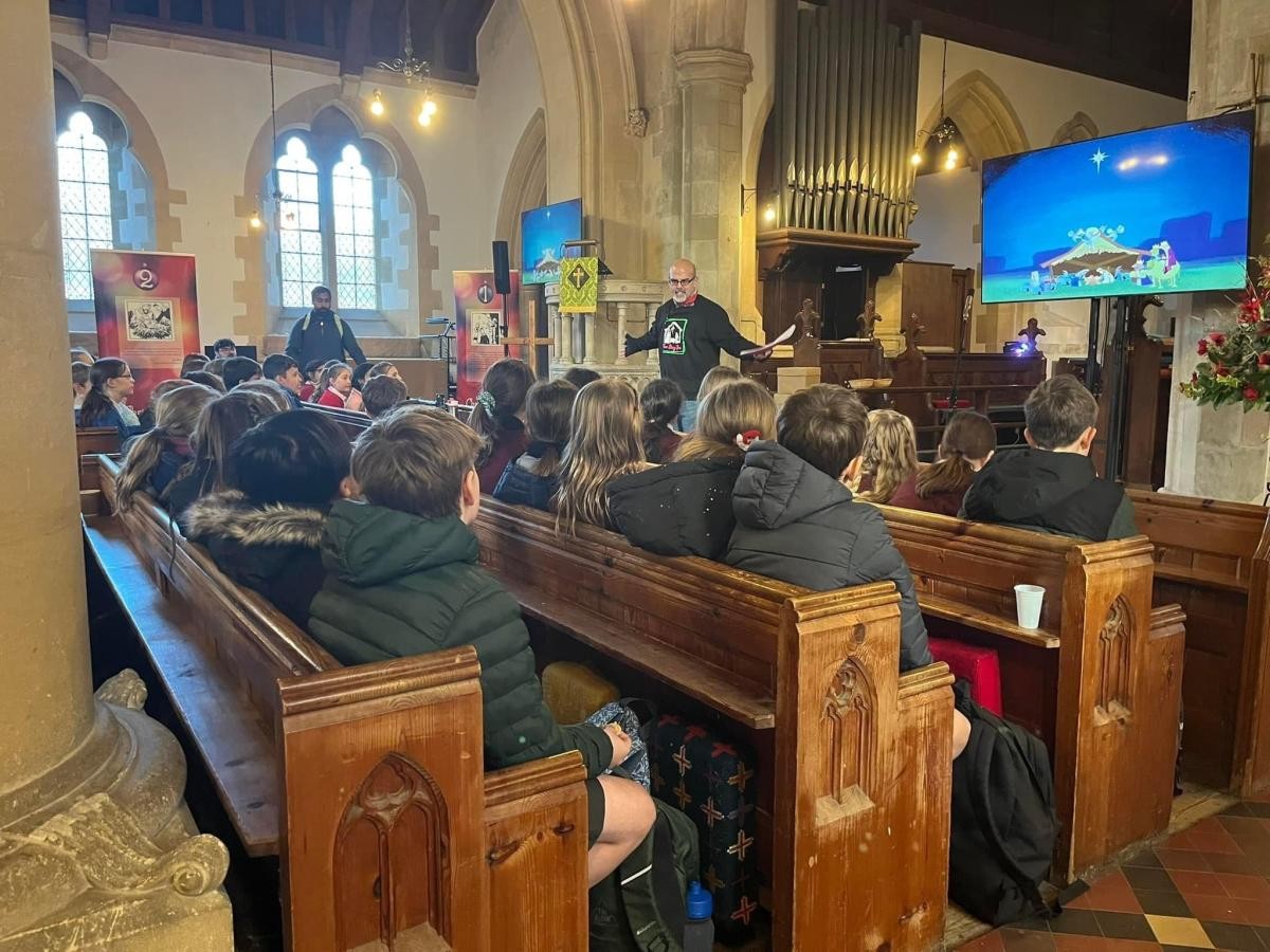 Year 6 enjoyed 'Christmas Unwrapped' at White Waltham Church