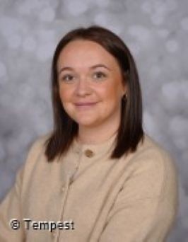 Lauren Newstead - Teaching Assistant