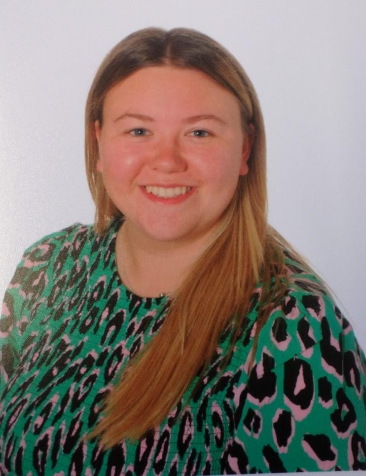 Evie Davidson - Teaching Assistant