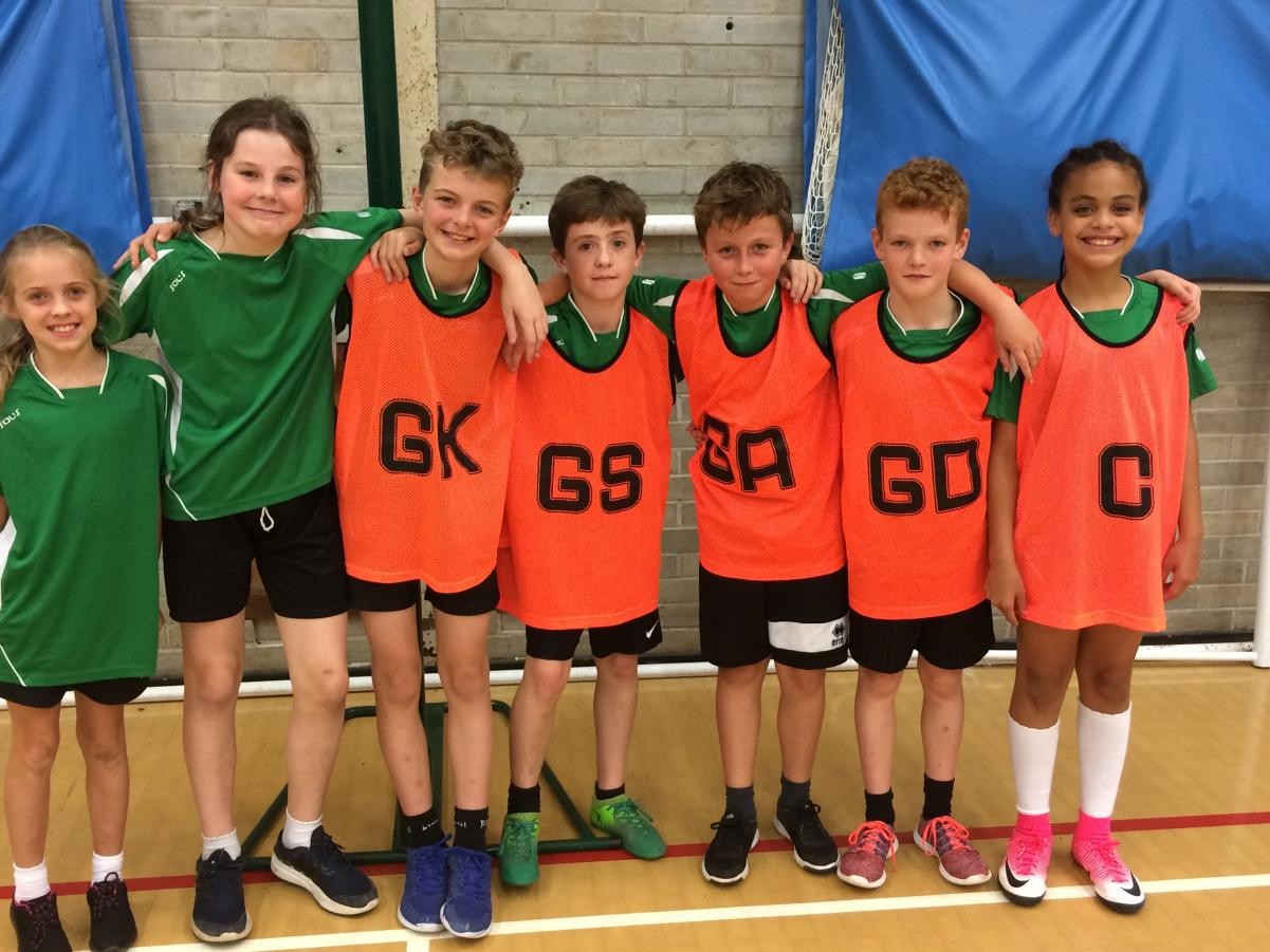 High 5 Netball Team - fantastic effort over 4 games! A super start  - well done team St Jos. 