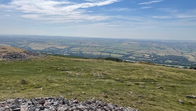 3 tors