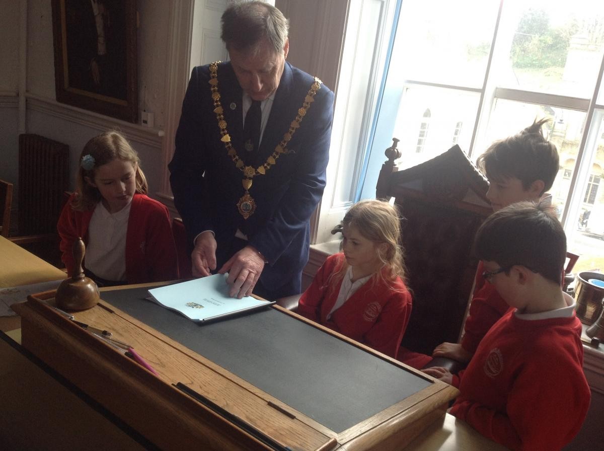 Our cabinet met the Falmouth Town Mayor and visited the council chambers