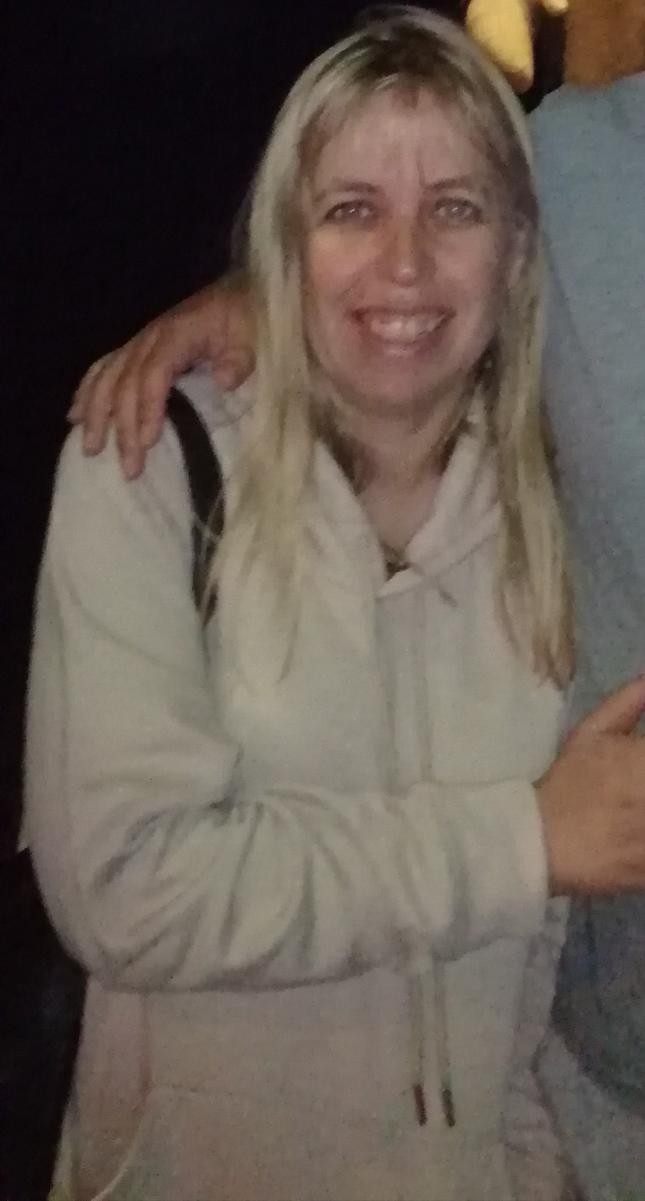Mrs Lisa Pearce
