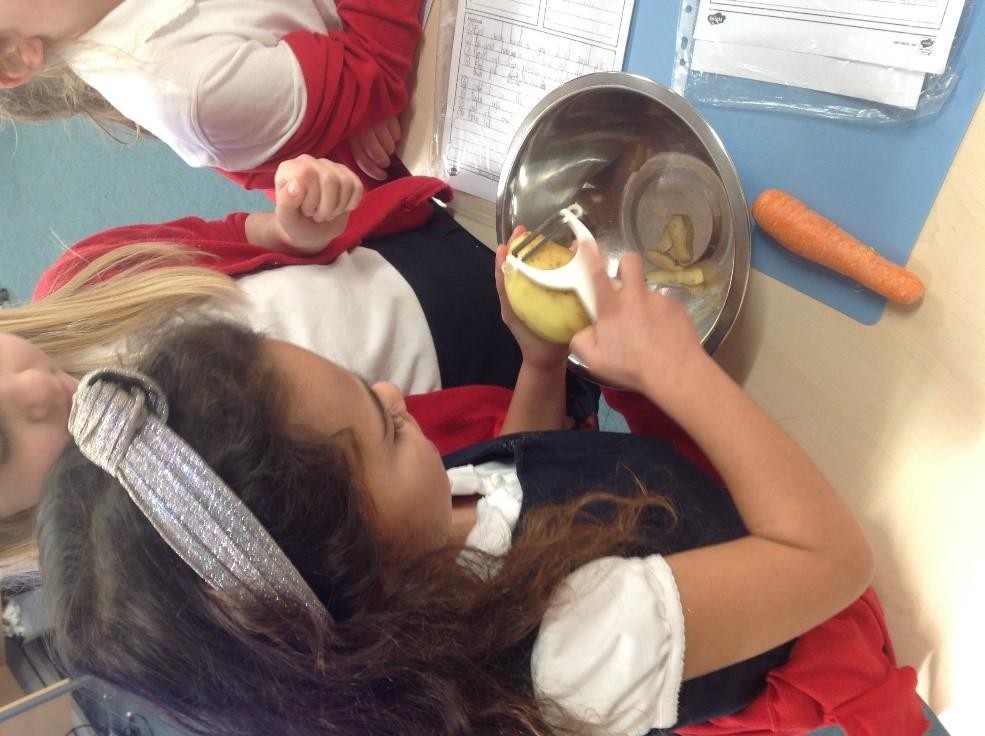Making Cornish pasties in Year 2