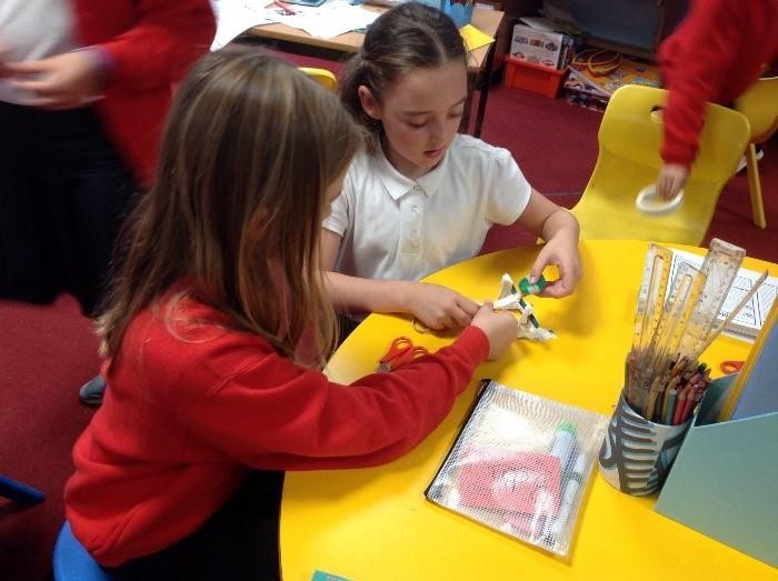 Exploring forces in Year 5