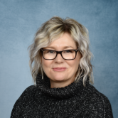 Mrs Karen  Marr