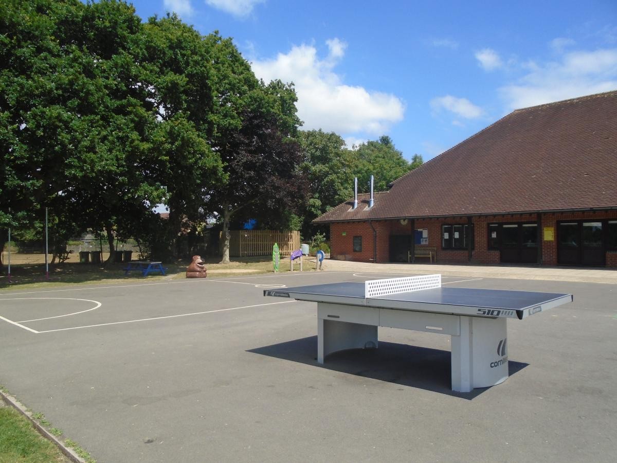 Table tennis