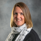  Alison Peeters