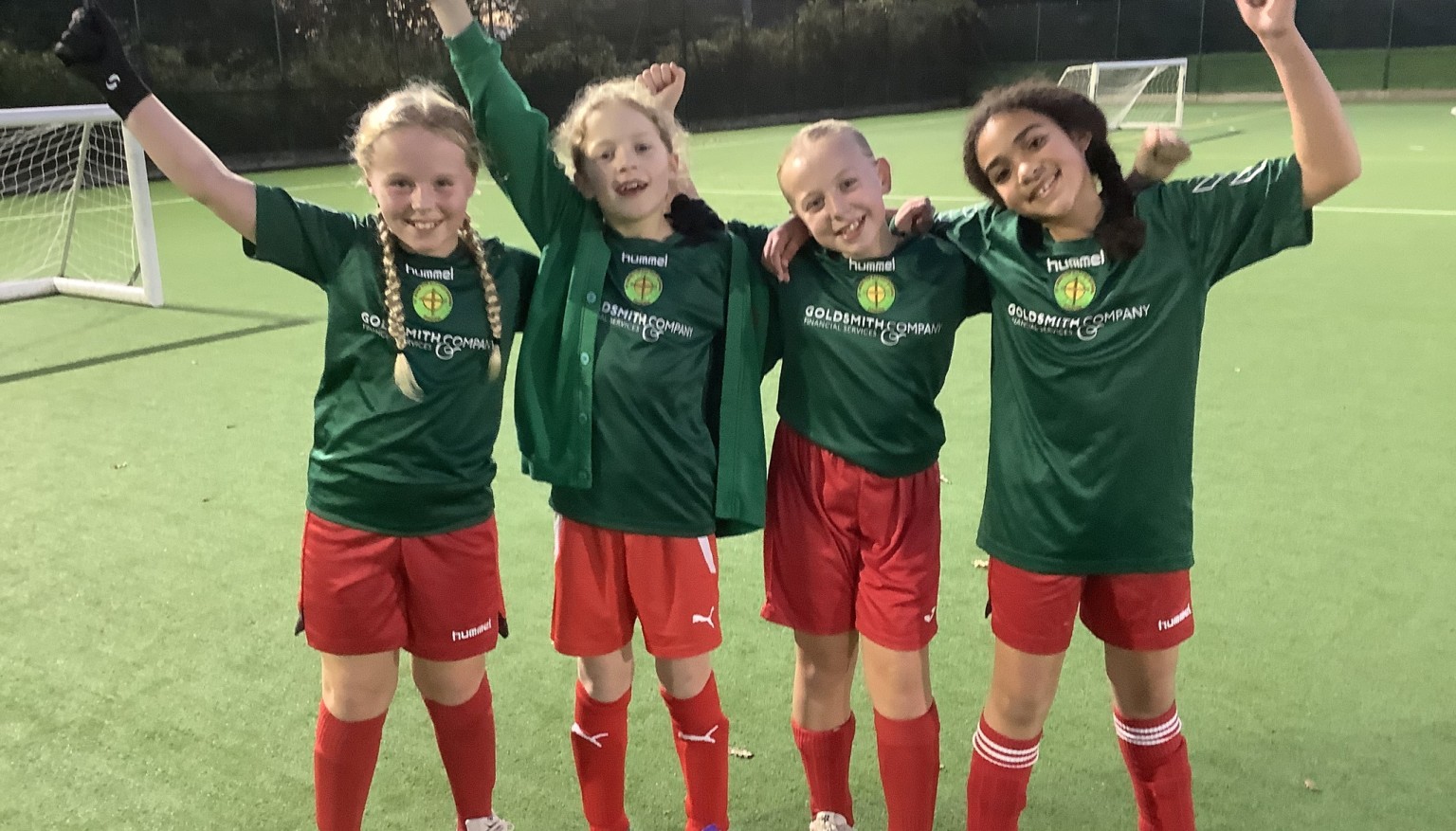 EAR 5/6 GIRLS' FOOTBALL 