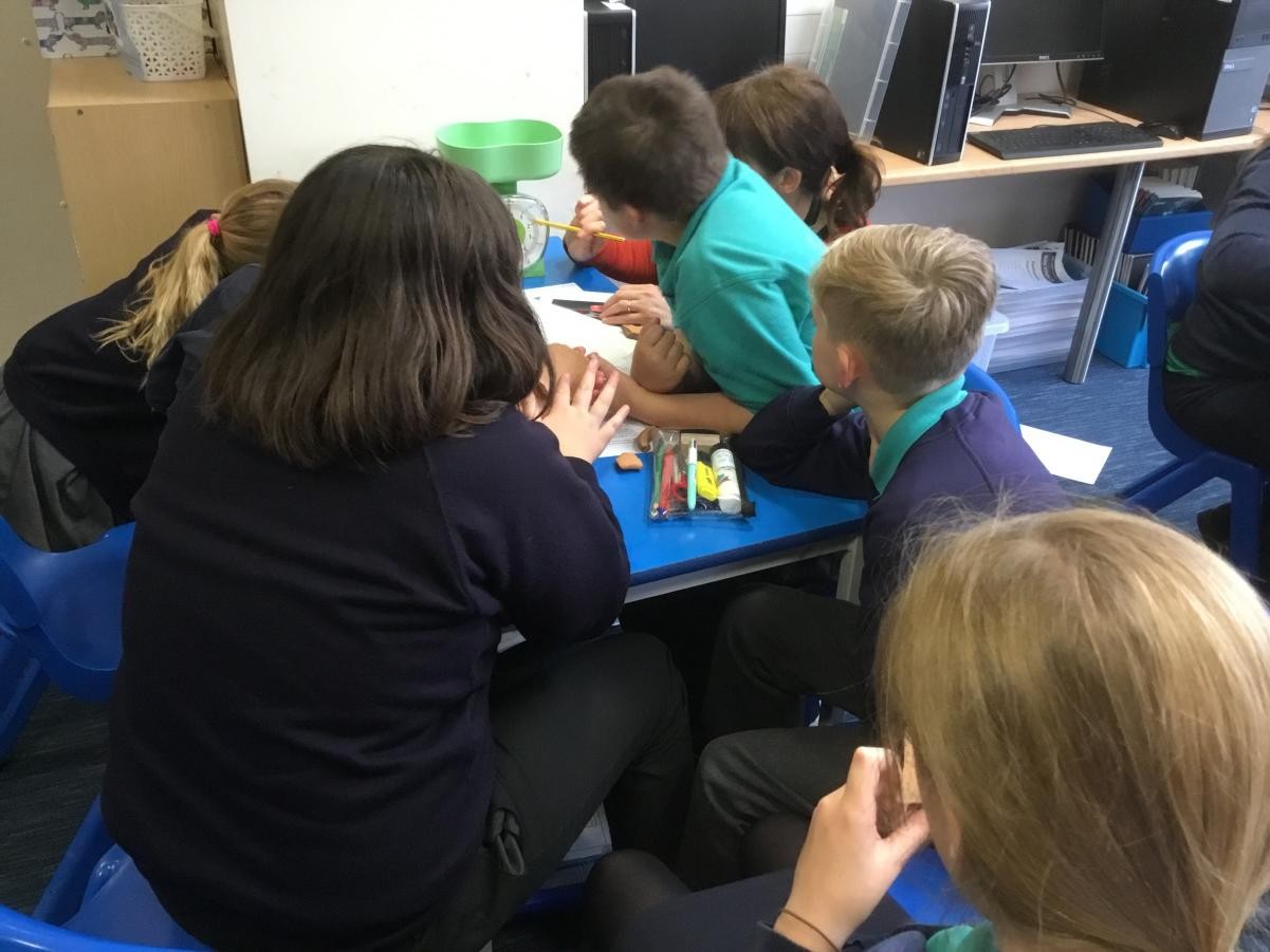Weighing the sherds