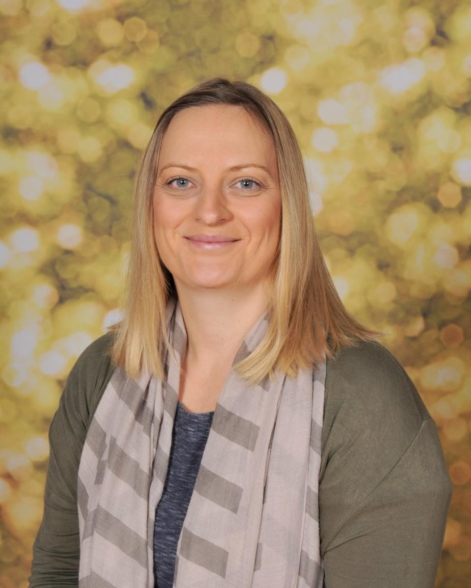 Mrs Genner-Morris