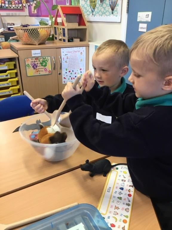 Level 1 Phonics Activities (Reception)