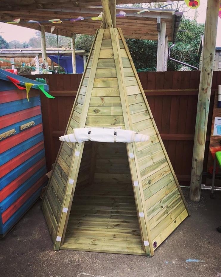 Our tepee bringing a communication friendly space to our outdoor classroom. 