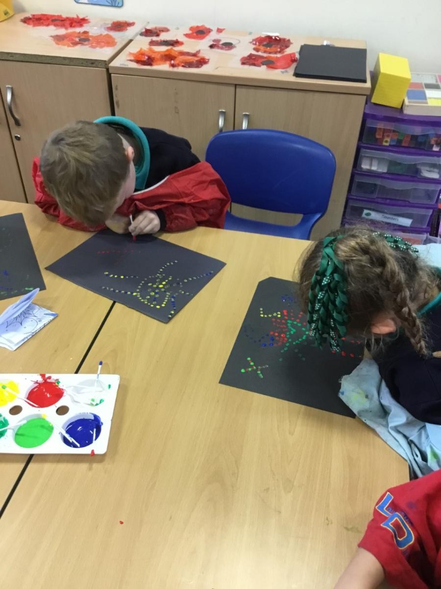 We enjoyed creating our Bonfire Night pictures after discussing the colours and shapes we see in fireworks.