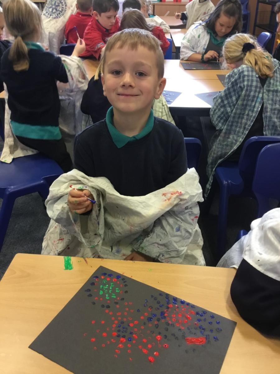 We enjoyed creating our Bonfire Night pictures after discussing the colours and shapes we see in fireworks.
