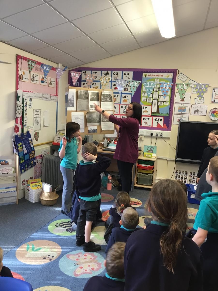 Mr Ball created a fantastic display of old photos of Ellwood to show the children. Thank you