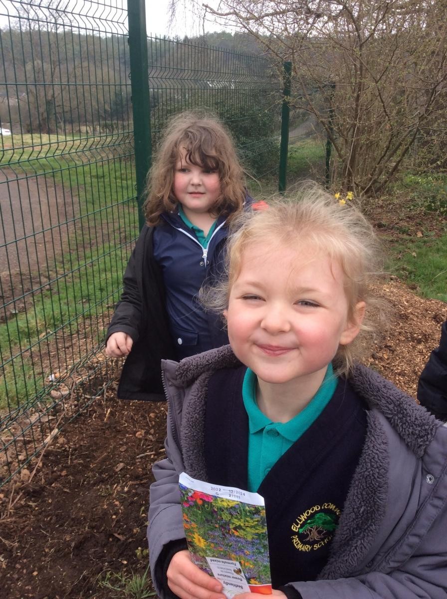 Finally we all planted some bee friendly seeds to start our fence border.  Watch this space.