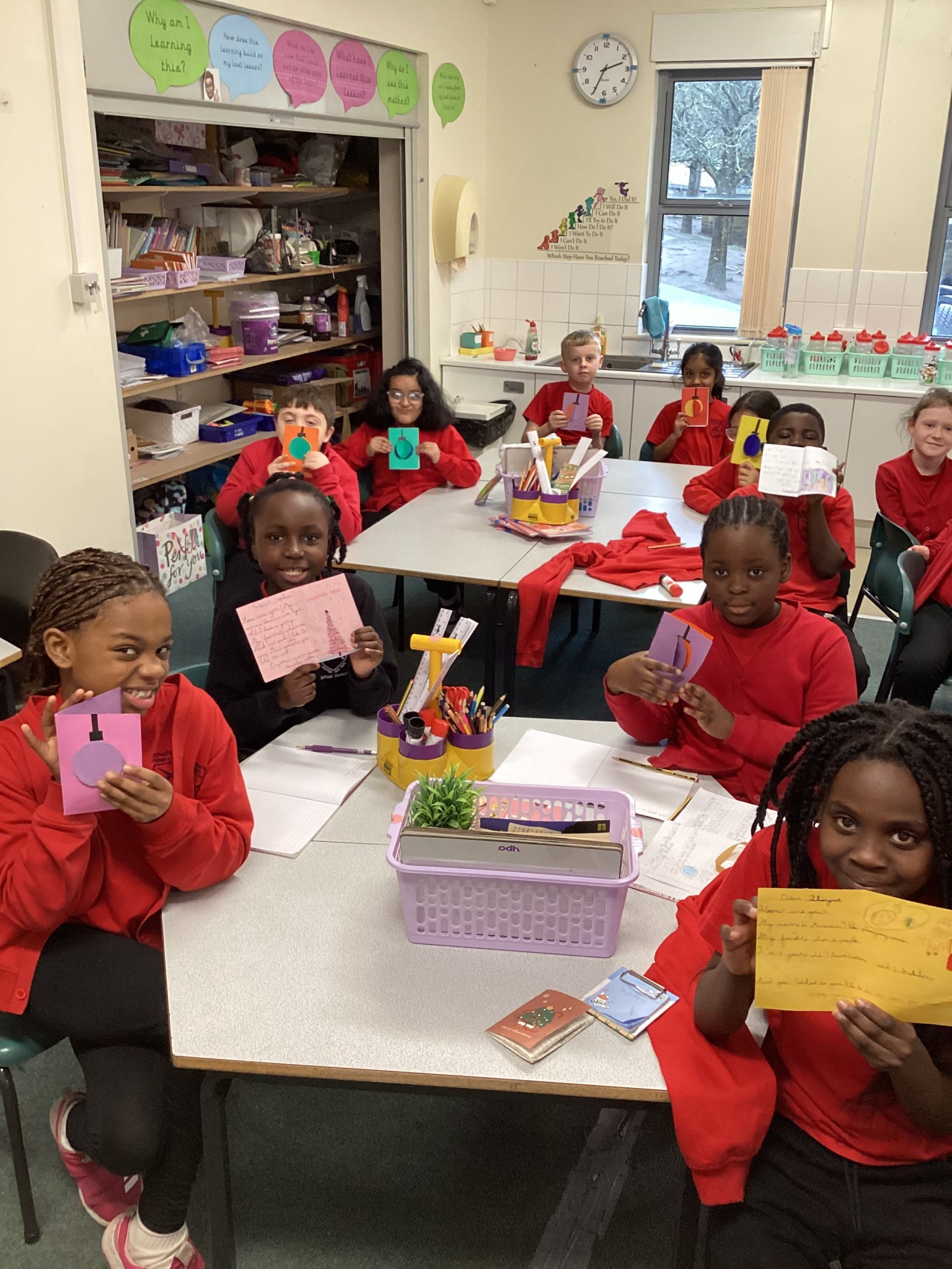 Children in Y3 opening their cards
