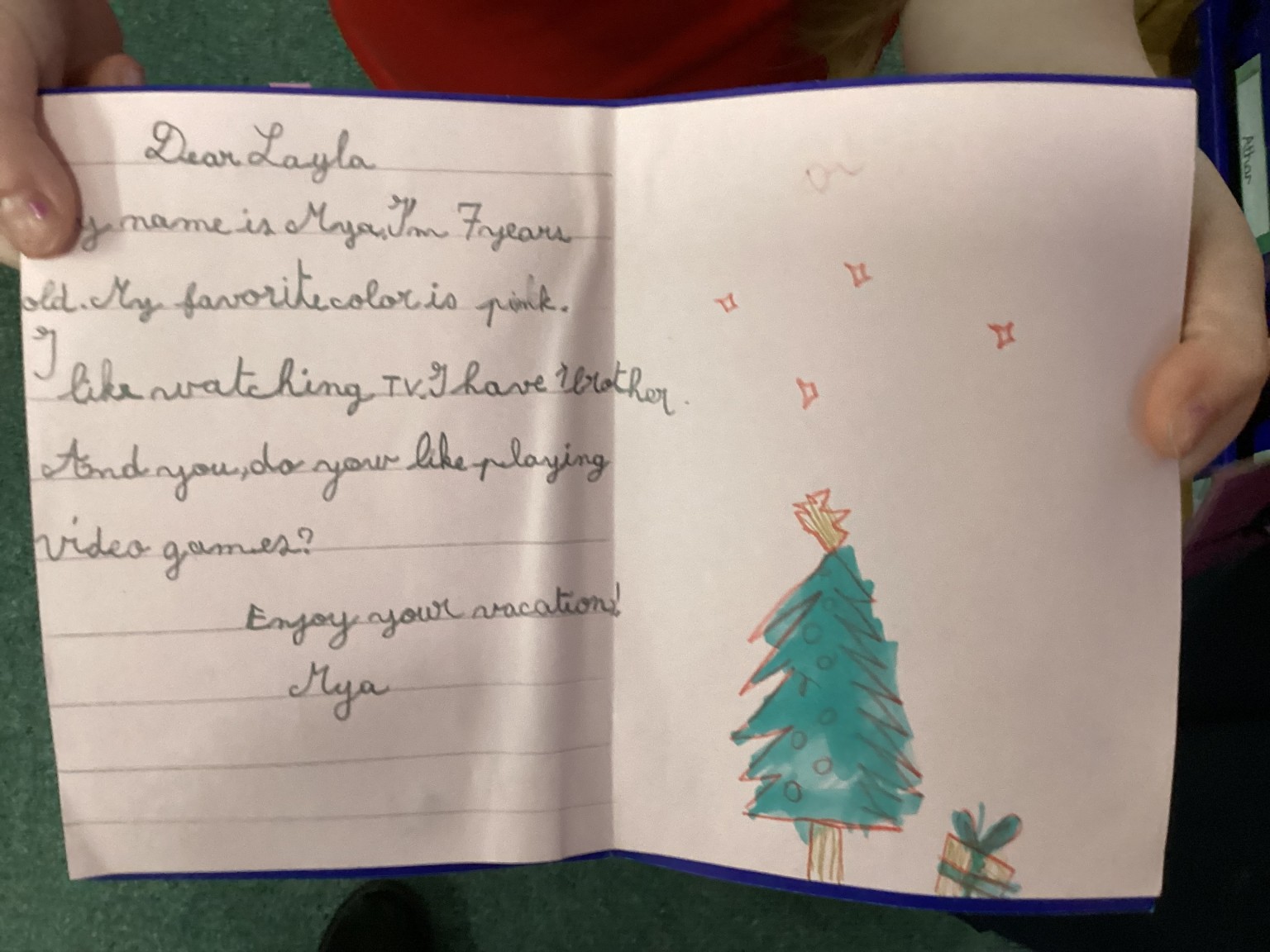 Children in Y3 opening their cards