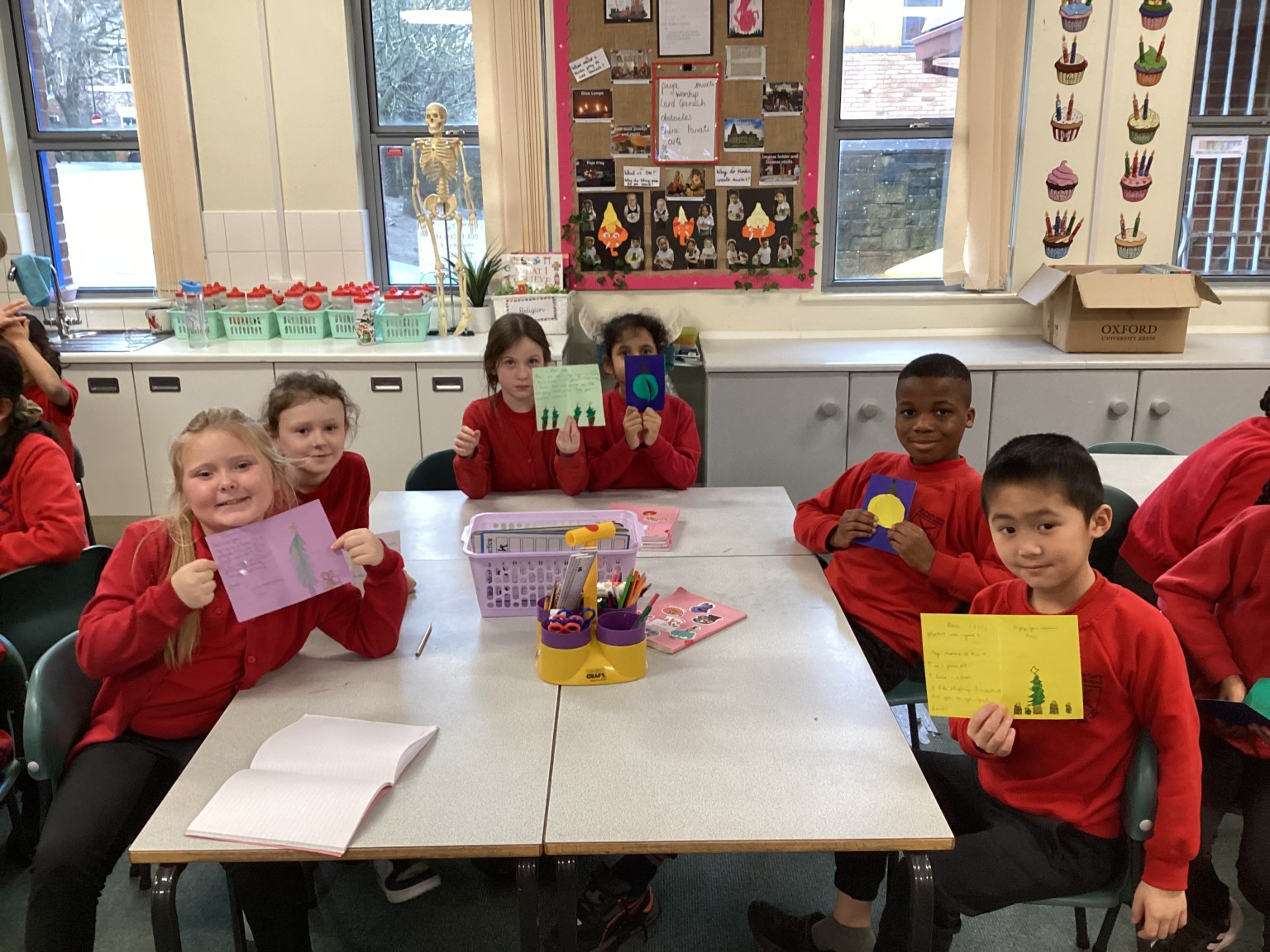 Children in Y3 opening their cards