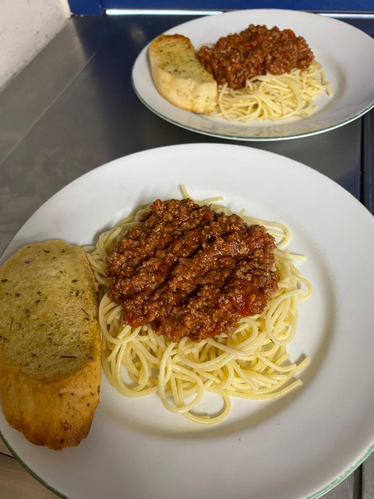 Spaghetti bolognese (packed with hidden veggies) and garlic bread 