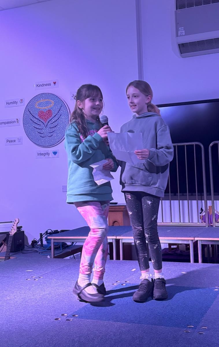 Delilah & Holly Y5