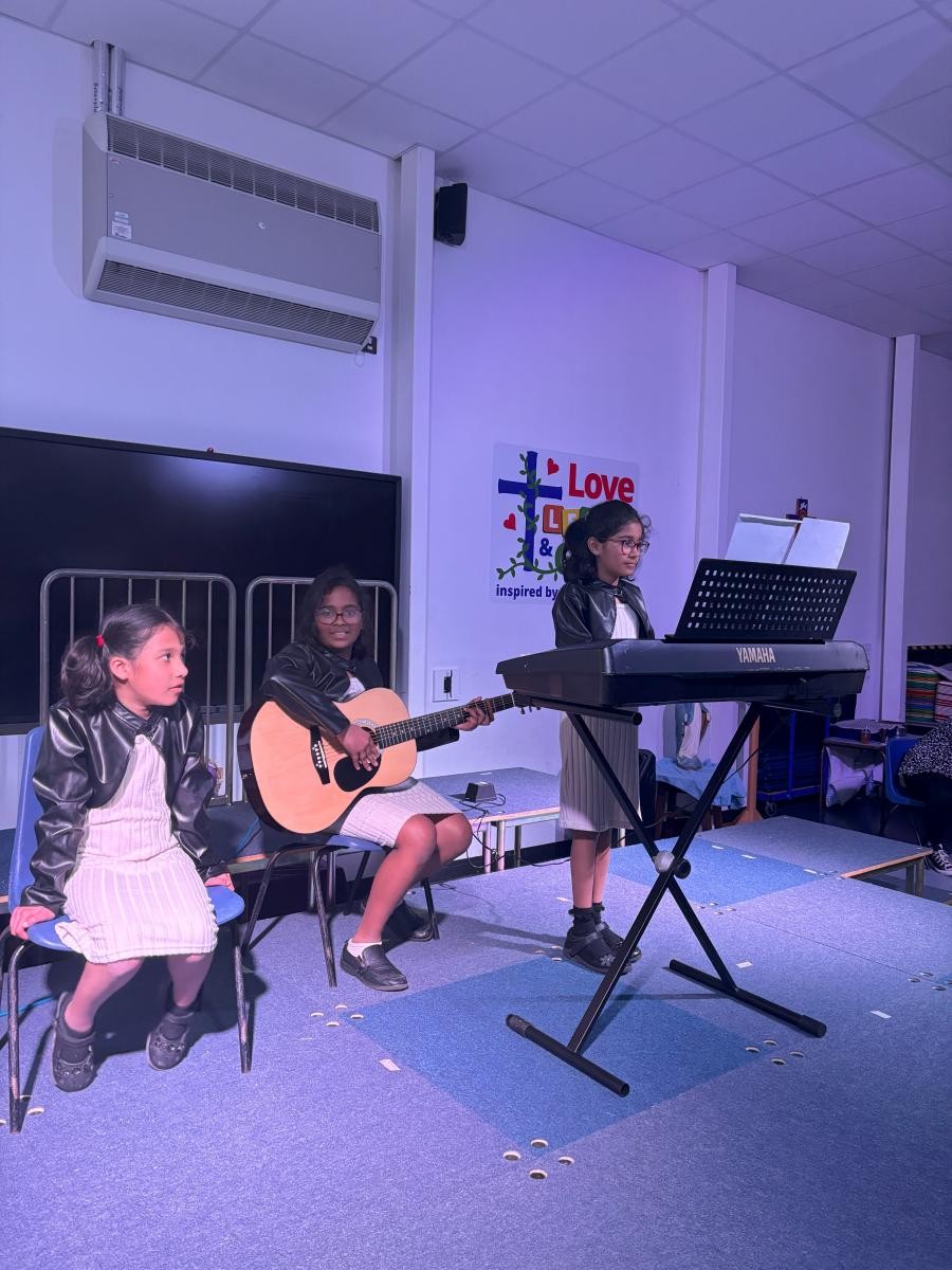 Elisha Y6, Evuphrasia Y5 & Ezabella Y3