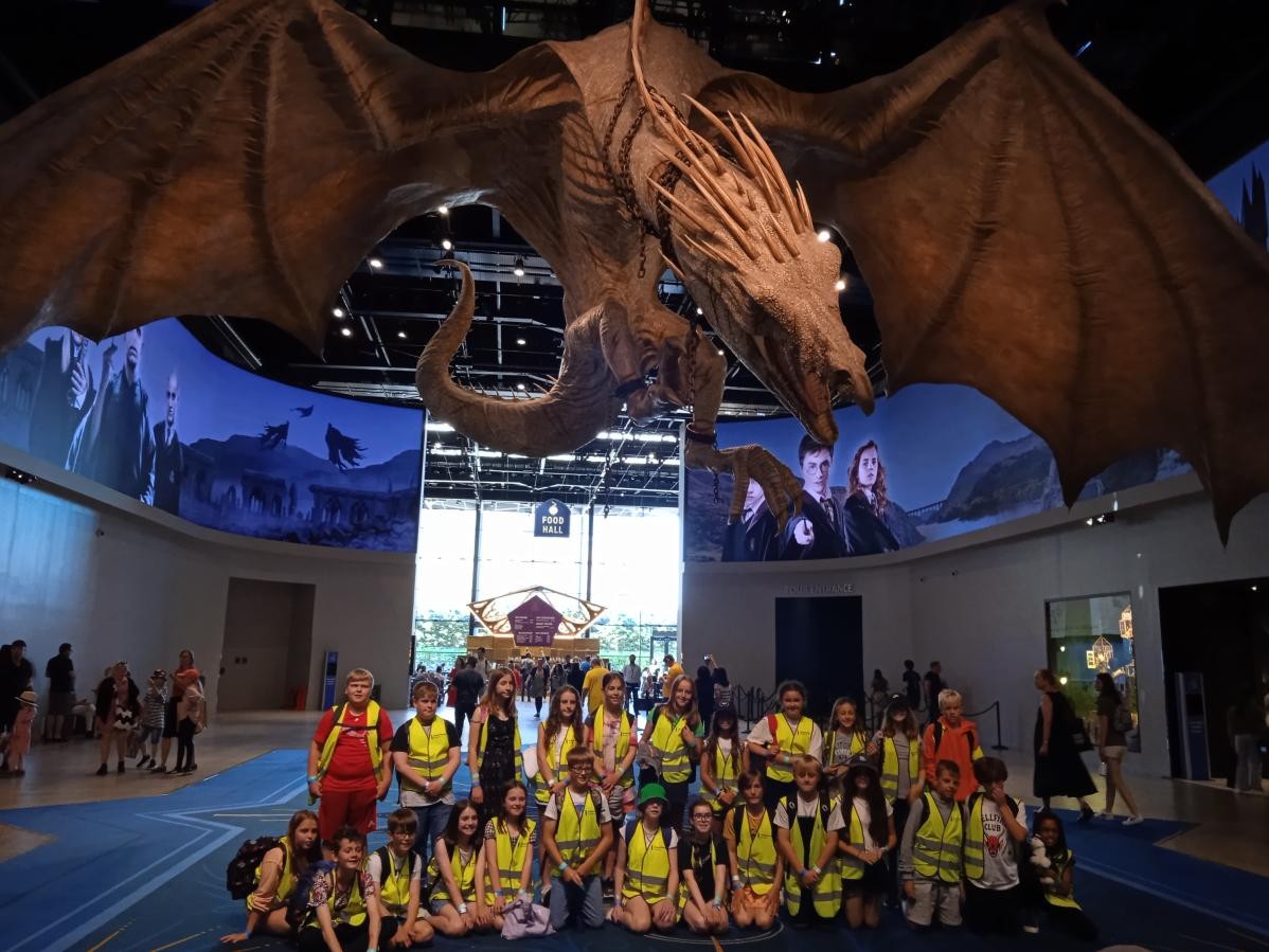 Y6 visit to Harry Potter World, inspired by the works of J K Rowling. 