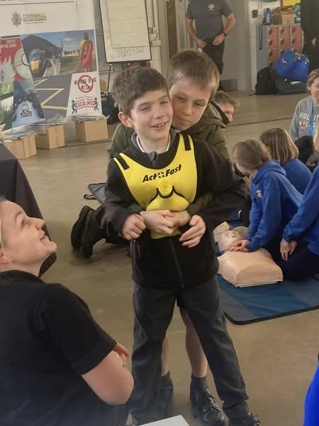 Year 5 learned about how to keep safe at the Junior Lifeskills event.