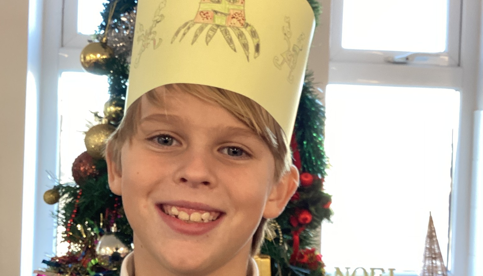 DT - hat designing