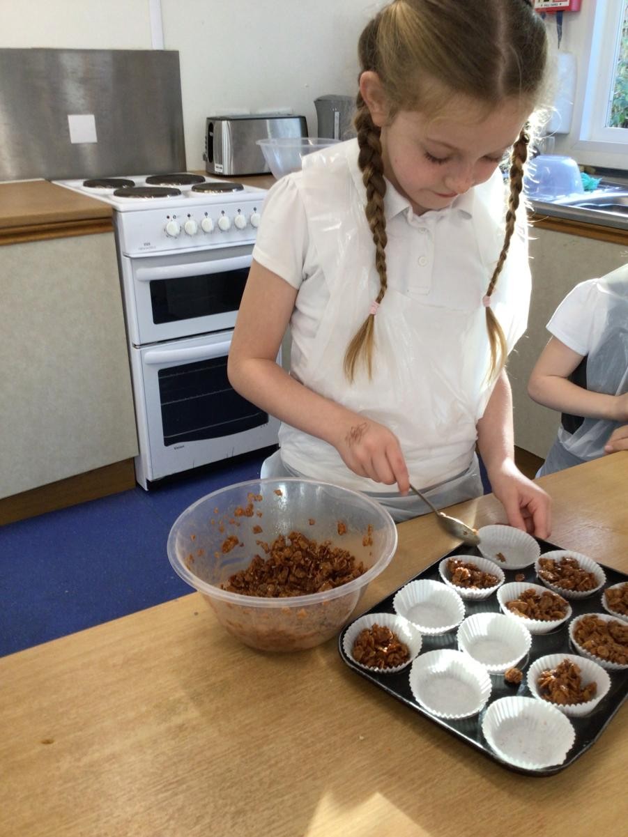 Year 3/4 have been investigating changes in states of matter through cooking. 