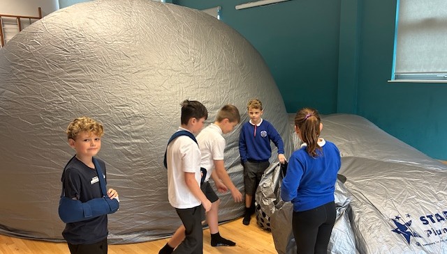 Thanks to Murray Baraber at Space lab for the planetarium presentation