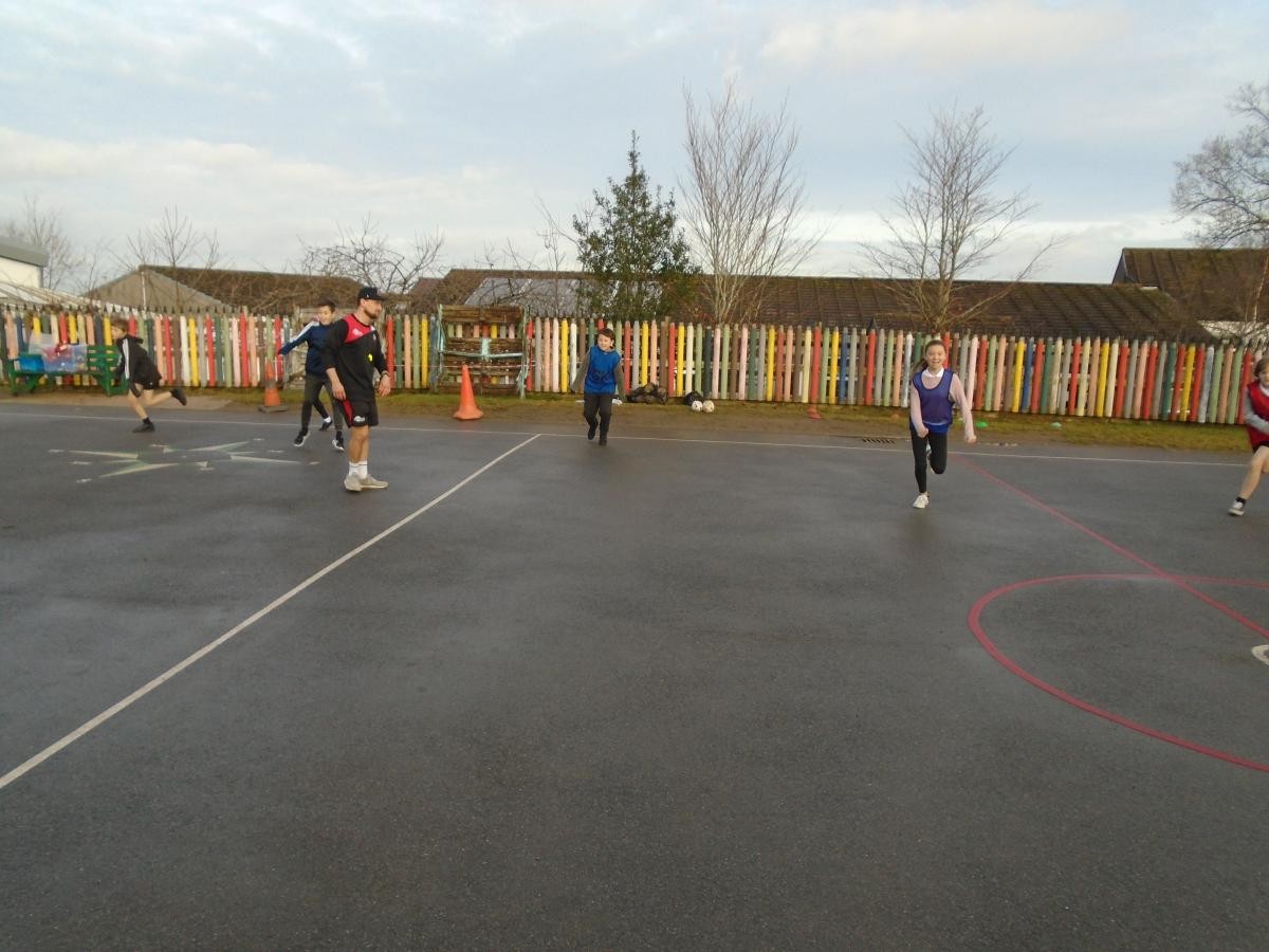 Year 6 Rugby taught by The Cornish Pirates