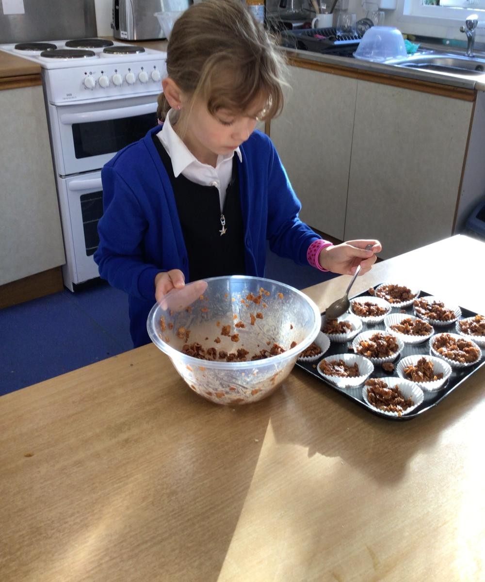 Year 3/4 have been investigating changes in states of matter through cooking. 