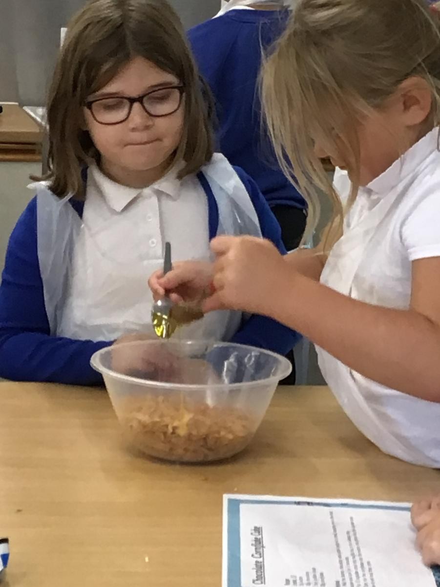 Year 3/4 have been investigating changes in states of matter through cooking. 