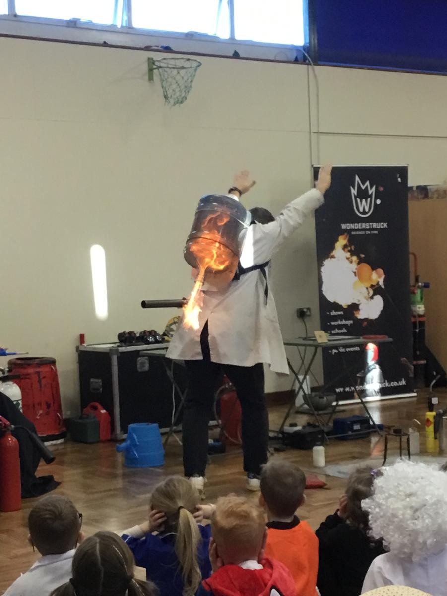 Science Show from Wonderstruck on Science Day 
