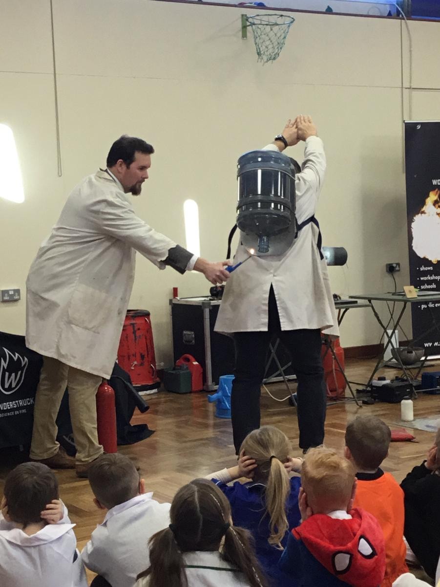 Science Show from Wonderstruck on Science Day 