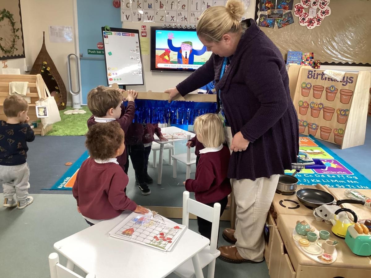 Decorating our home corner to celebrate birthdays