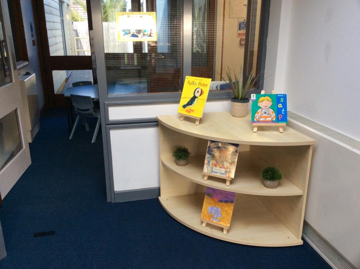 Reception library