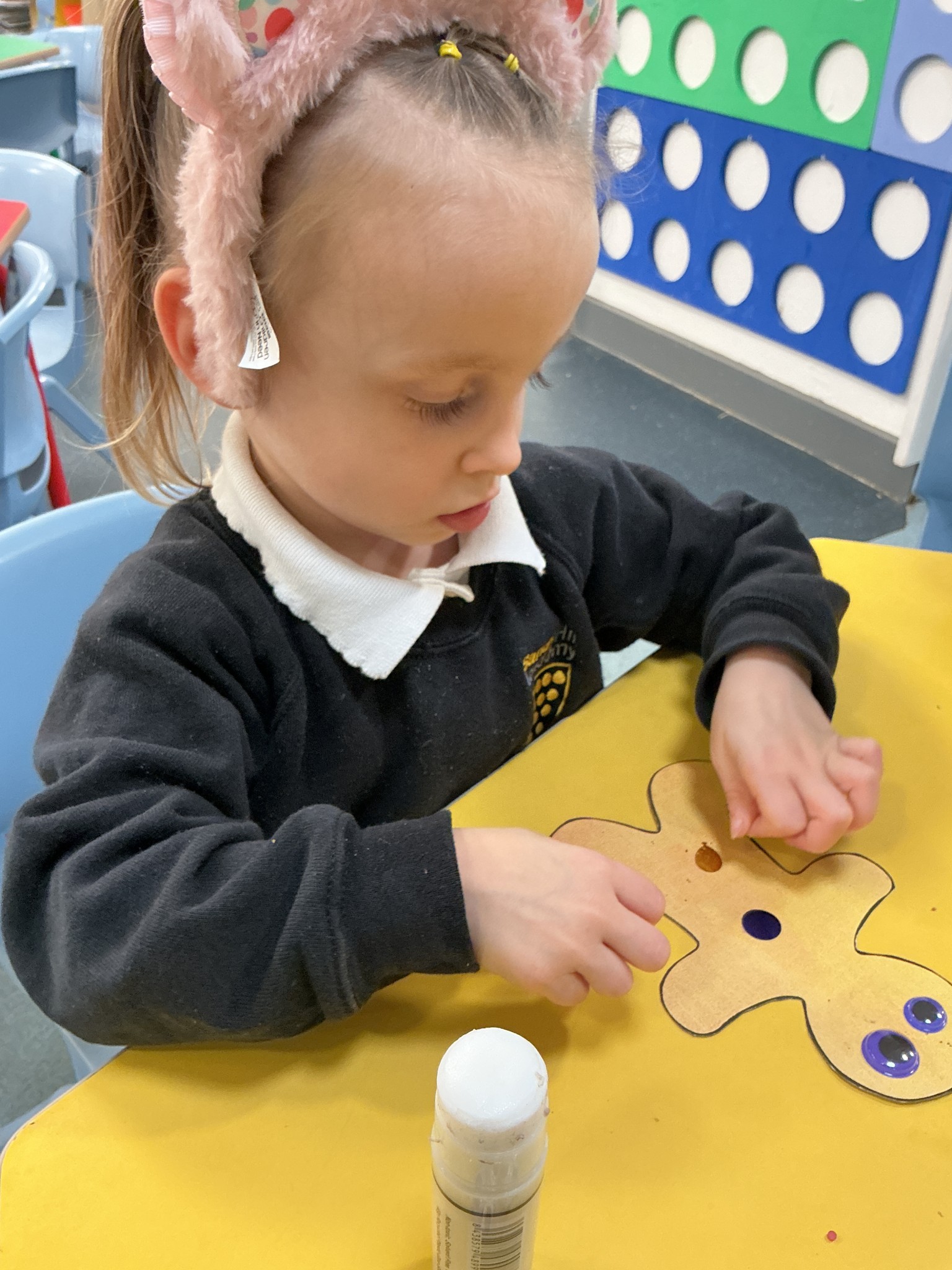 Gingerbread man decorations after our storytime.