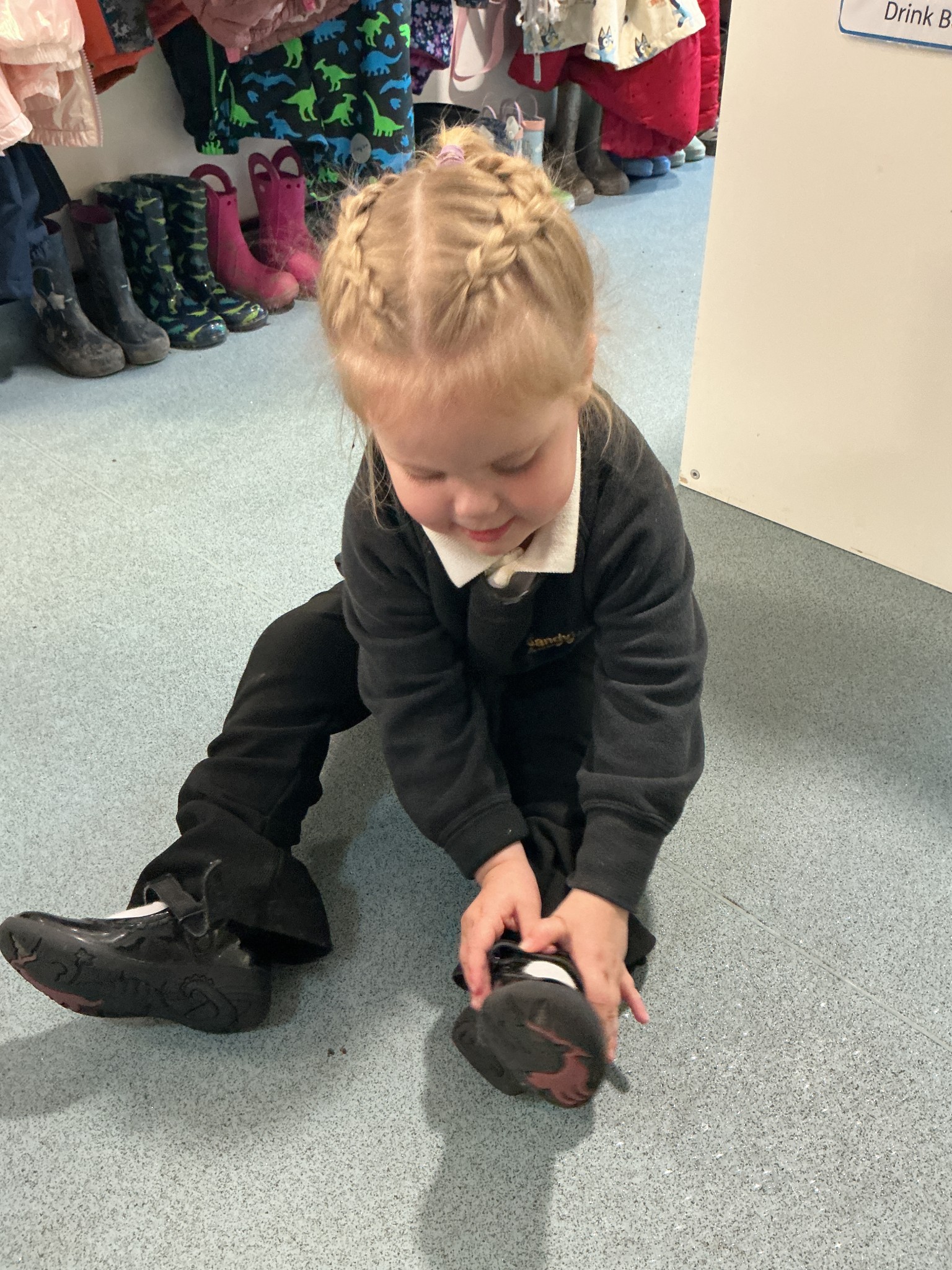 I Can Fasten My Shoes!