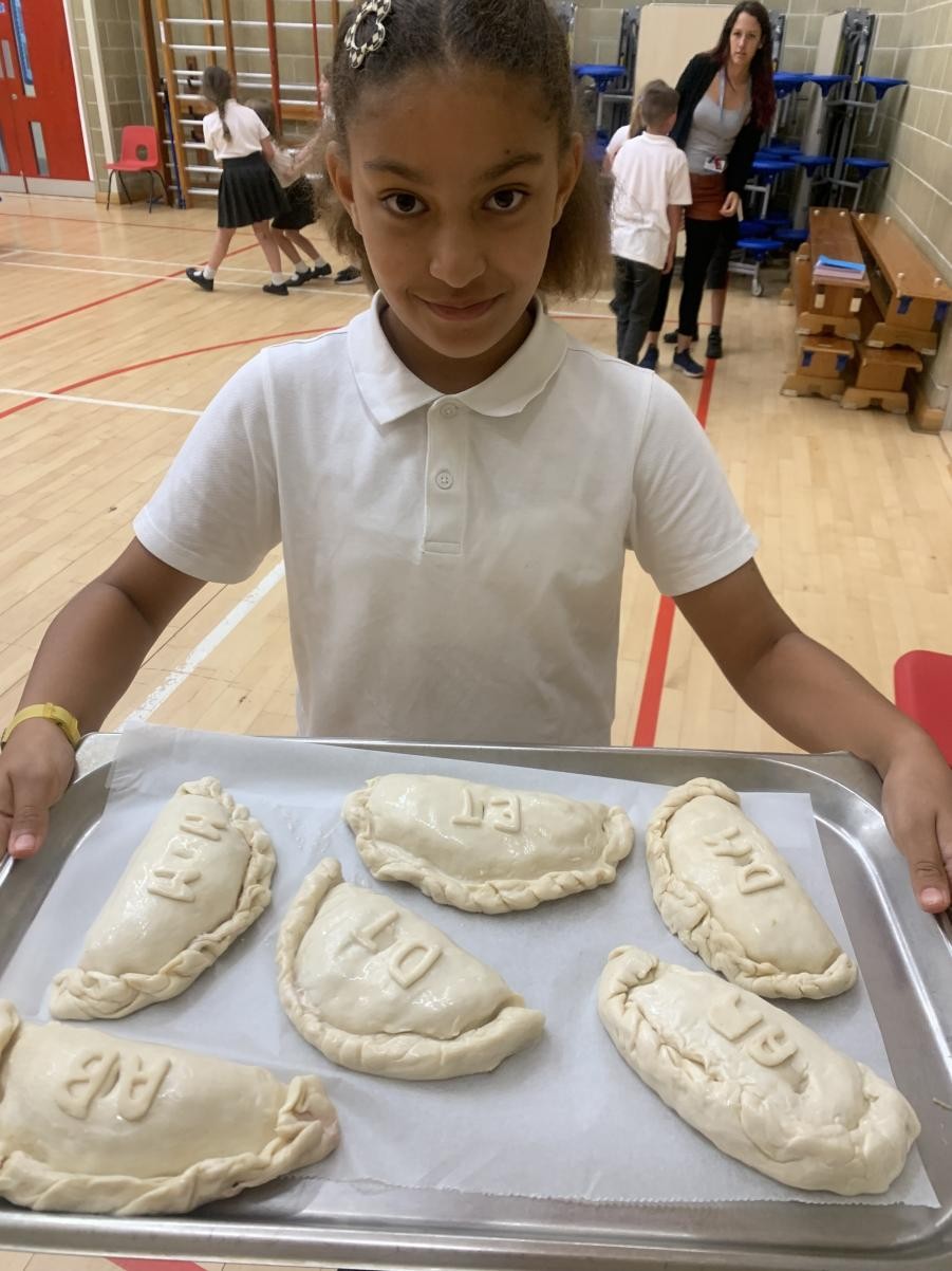 We learnt about the history of the pasty in Cornwall, the different ways they are made and their key design features before making our own.