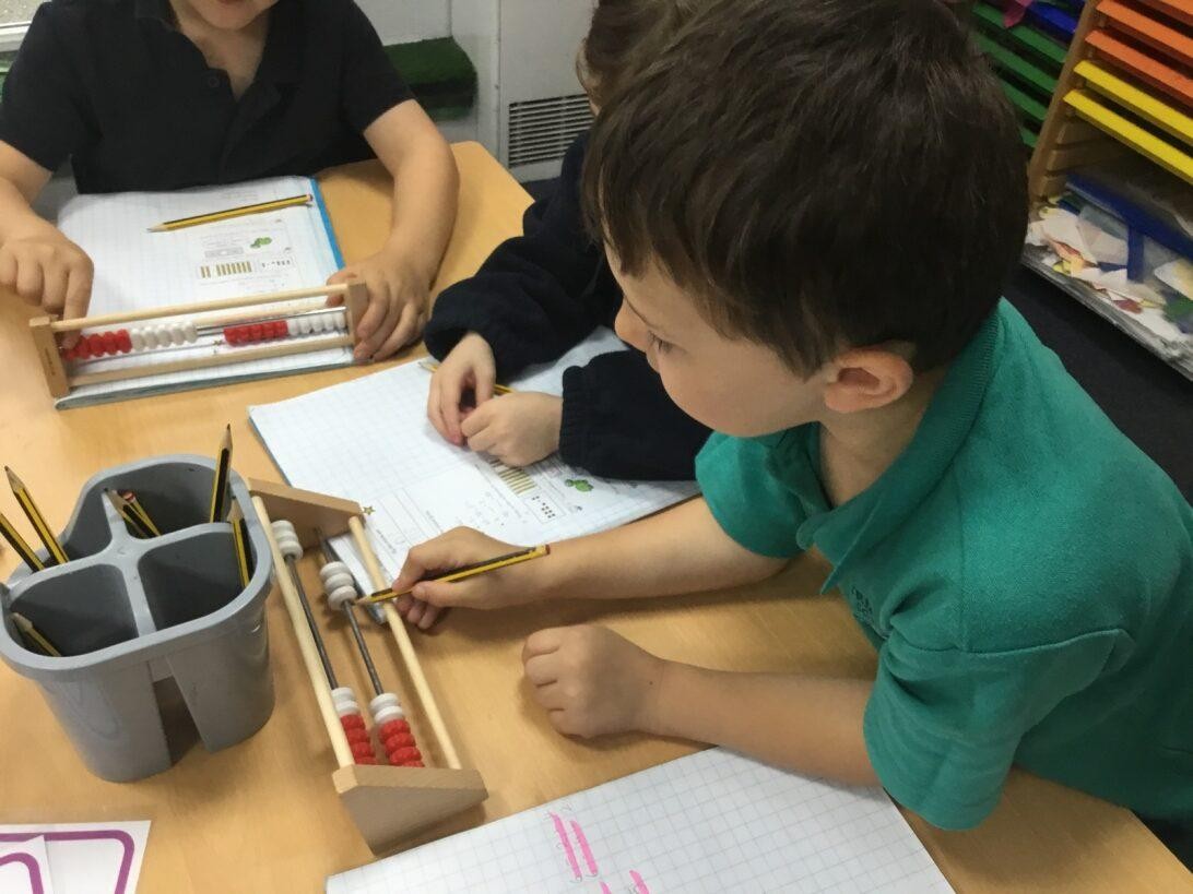 Addition and subtraction in Y2